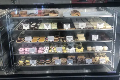 Cakes And Bakes photo 2